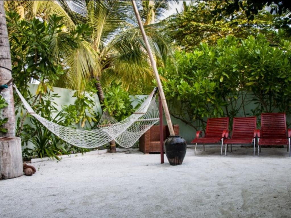 Kuri Inn Omadhoo Exterior photo