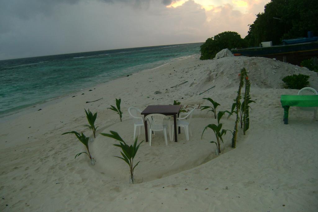Kuri Inn Omadhoo Exterior photo